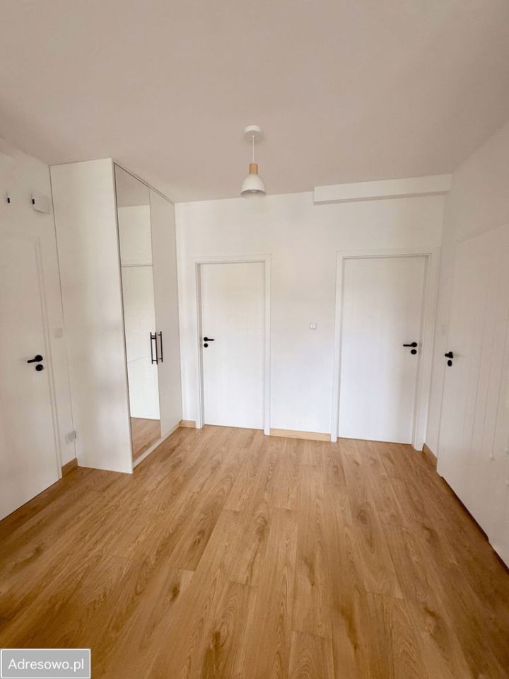 Mieszkanie 3-pokojowe Zabawa. Zdjęcie 7
