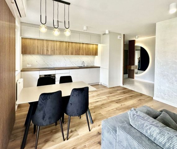 Mieszkanie 3-pokojowe Warszawa Praga, ul. Drwęcka. Zdjęcie 2