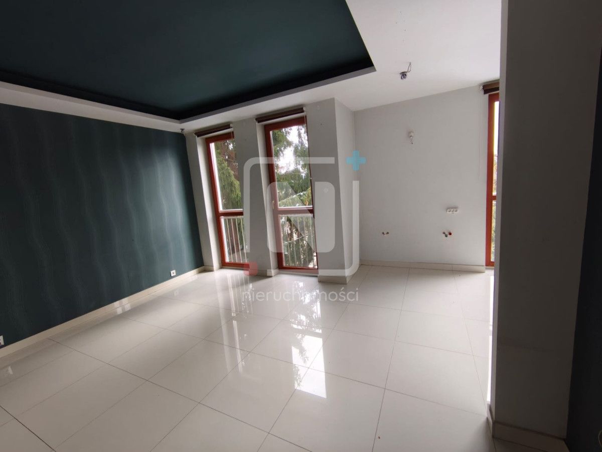 Mieszkanie 4-pokojowe Warszawa Włochy, ul. Pana Tadeusza. Zdjęcie 4