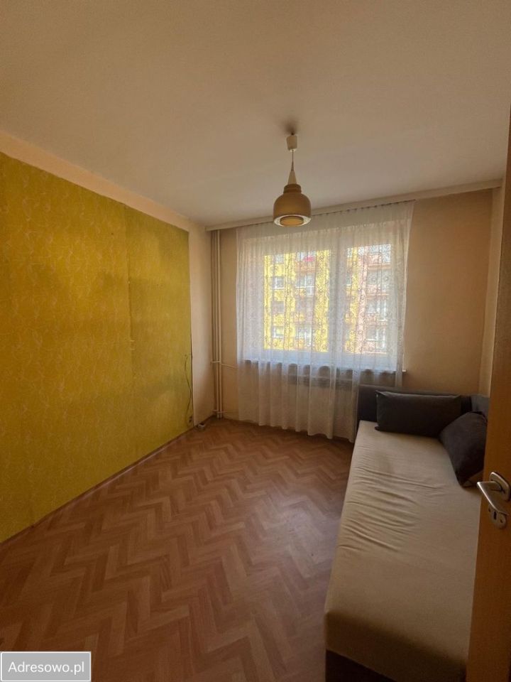 Mieszkanie 3-pokojowe Zabrze Guido, ul. ks. Jana Dzierżona. Zdjęcie 2