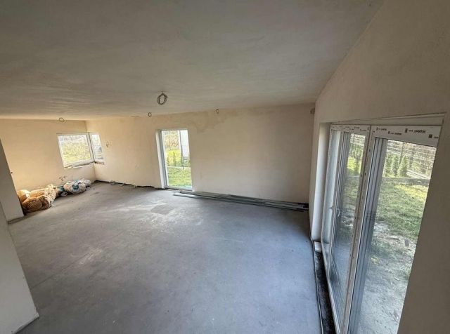 bliźniak, 4 pokoje Zgierz. Zdjęcie 5