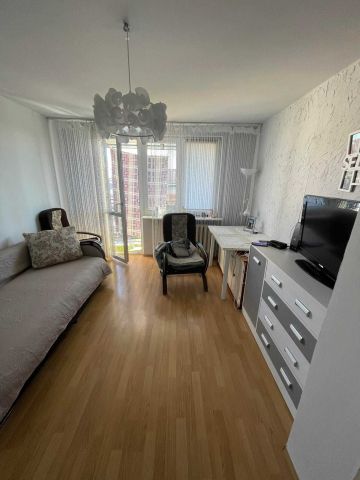 Mieszkanie 3-pokojowe Ryki, ul. Karola Wojtyły. Zdjęcie 1