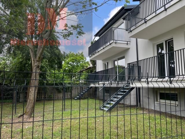 Mieszkanie 3-pokojowe Warszawa Wesoła. Zdjęcie 1