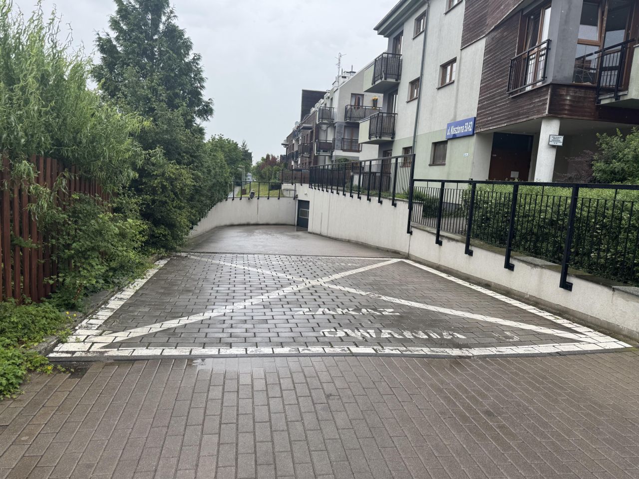 Garaż/miejsce parkingowe Wrocław Krzyki, ul. Klasztorna