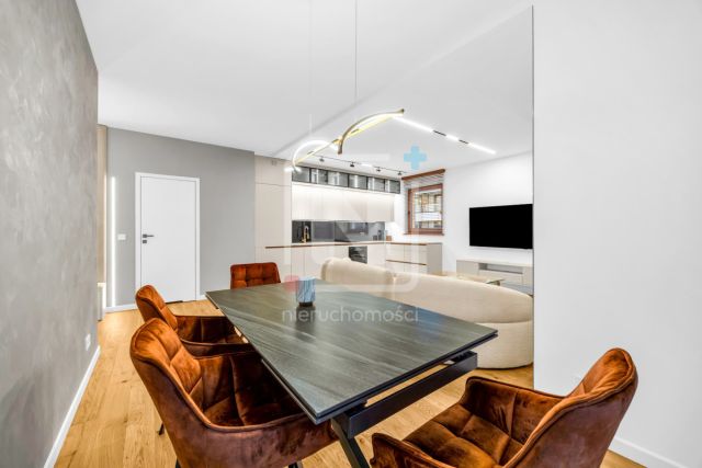 Mieszkanie 3-pokojowe Warszawa Wola, ul. Prosta. Zdjęcie 4