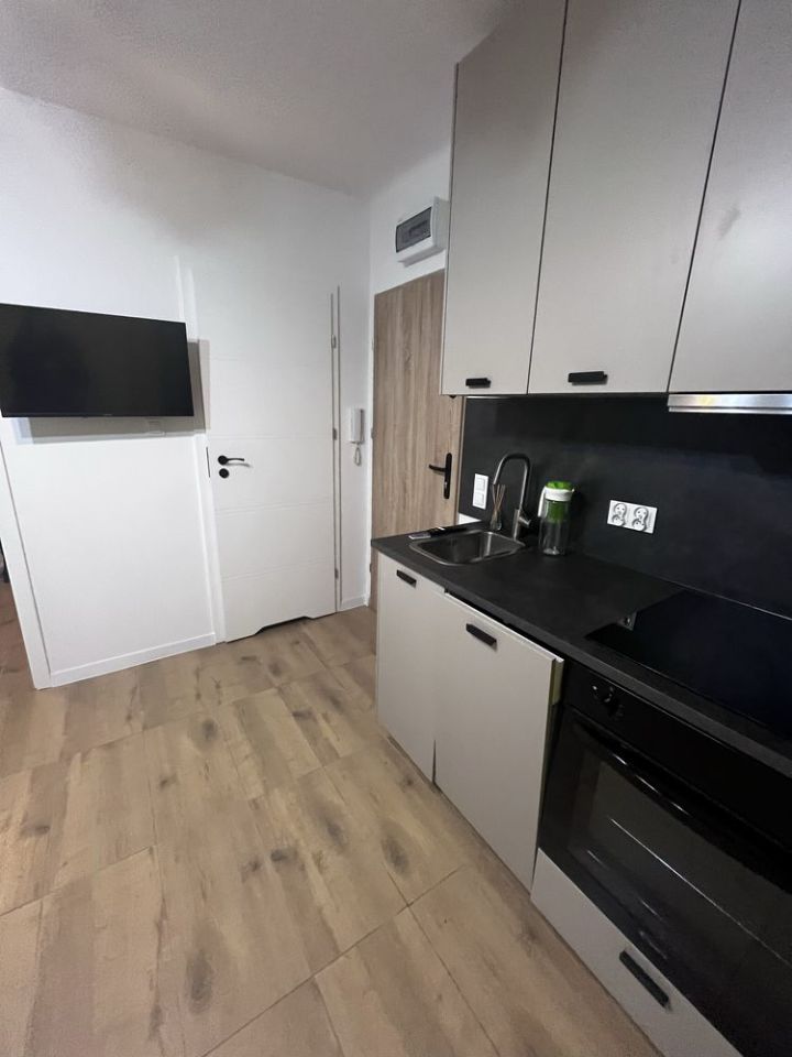 Mieszkanie 2-pokojowe Kielce Centrum, ul. Stefana Żeromskiego. Zdjęcie 2