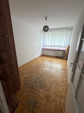 Mieszkanie 3-pokojowe Ostrów Mazowiecka, ul. Widnichowska. Zdjęcie 1