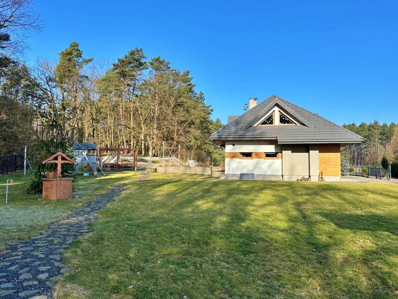 dom wolnostojący, 6 pokoi Czarne Błoto, ul. Zielna. Zdjęcie 9