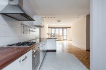 dom szeregowy, 5 pokoi Warszawa