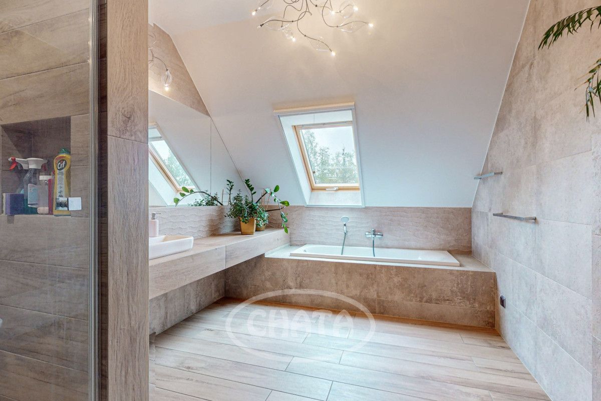 dom wolnostojący, 5 pokoi Lenartowice. Zdjęcie 16