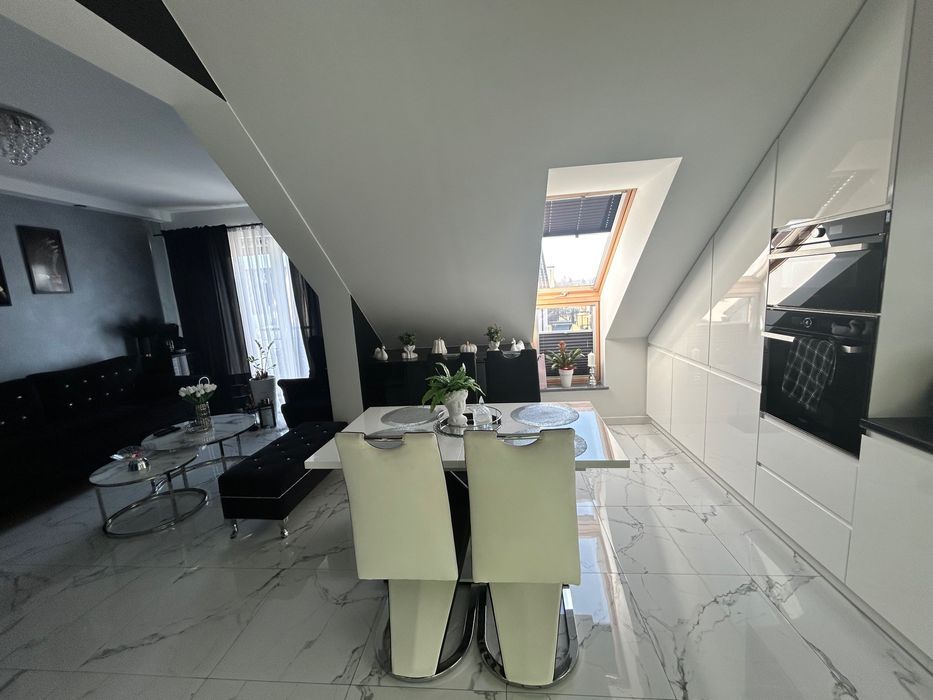 Mieszkanie 3-pokojowe Padniewko. Zdjęcie 1