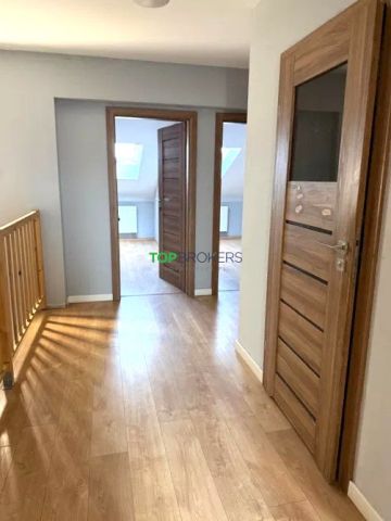 dom szeregowy, 9 pokoi Ząbki. Zdjęcie 7