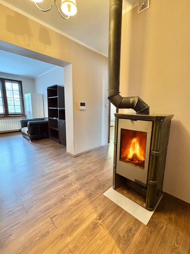 dworek, 11 pokoi Milanówek, ul. Kwiatowa. Zdjęcie 48