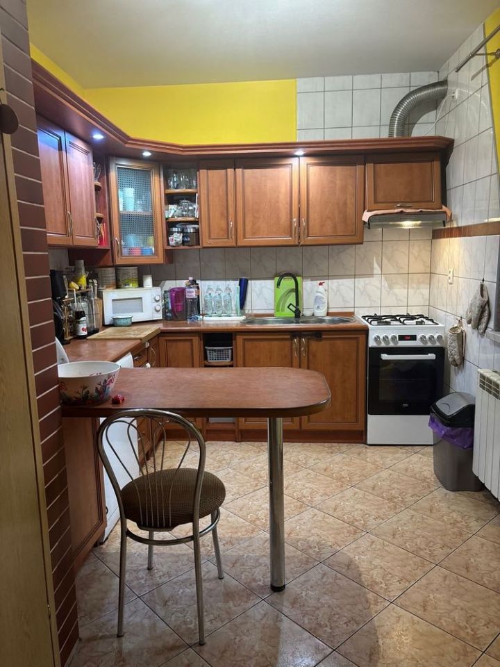 dom wolnostojący, 4 pokoje Biskupice. Zdjęcie 5