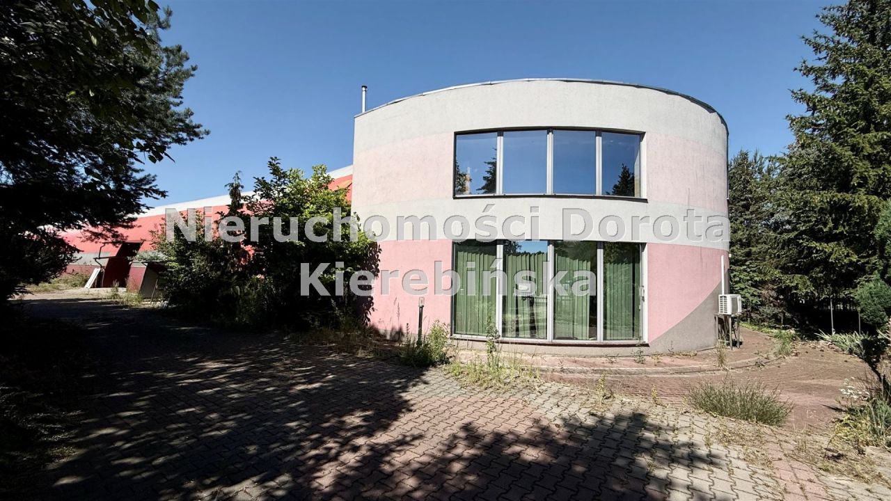 Hala/magazyn Ujazd. Zdjęcie 25