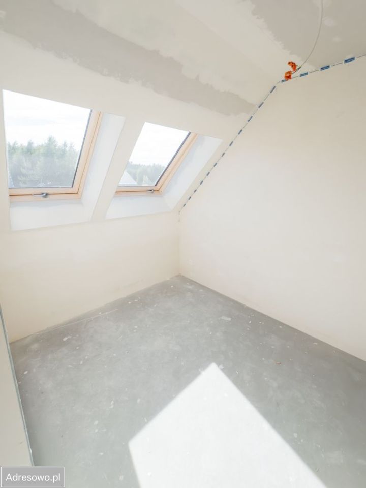 bliźniak, 4 pokoje Zielniczki. Zdjęcie 2