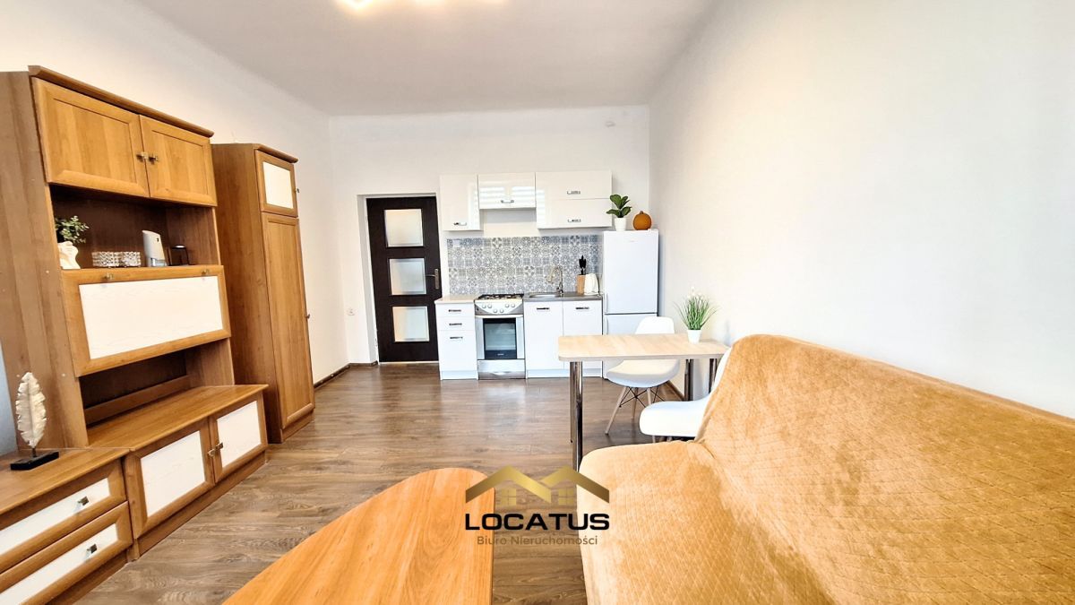 Mieszkanie 3-pokojowe Częstochowa Centrum, ul. Nowowiejskiego. Zdjęcie 2