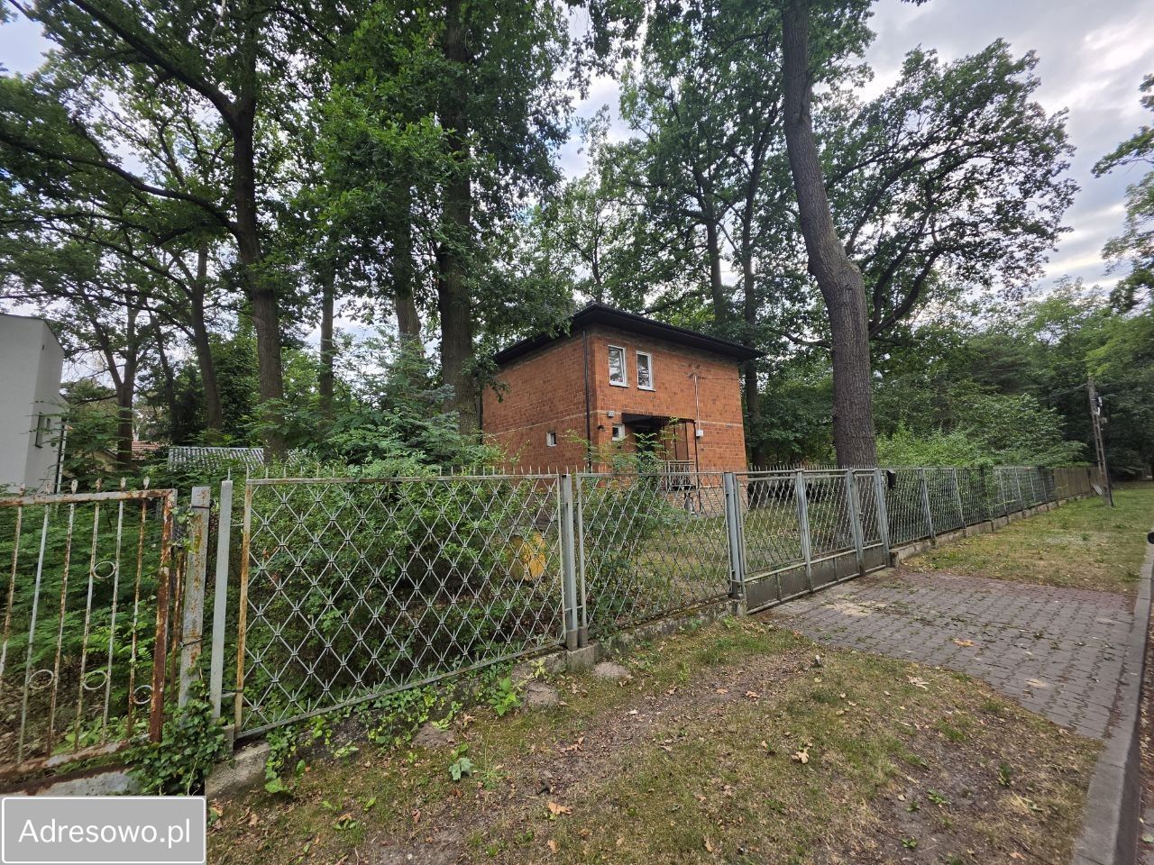 dom wolnostojący, 4 pokoje Milanówek, ul. Królowej Jadwigi. Zdjęcie 4