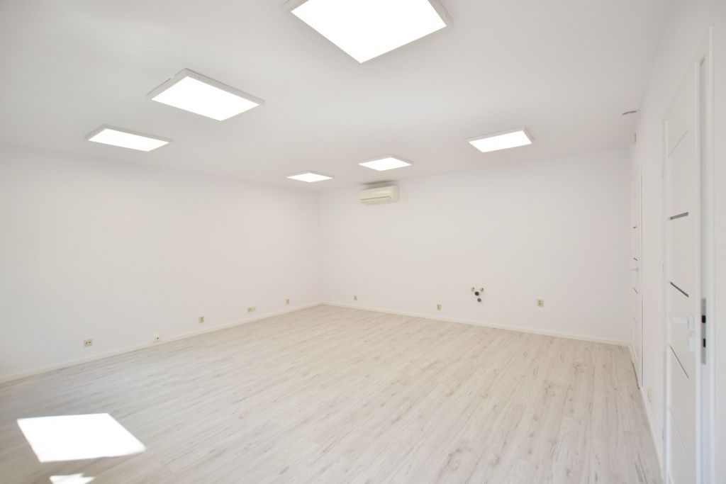 Lokal Łódź, ul. Piękna. Zdjęcie 2