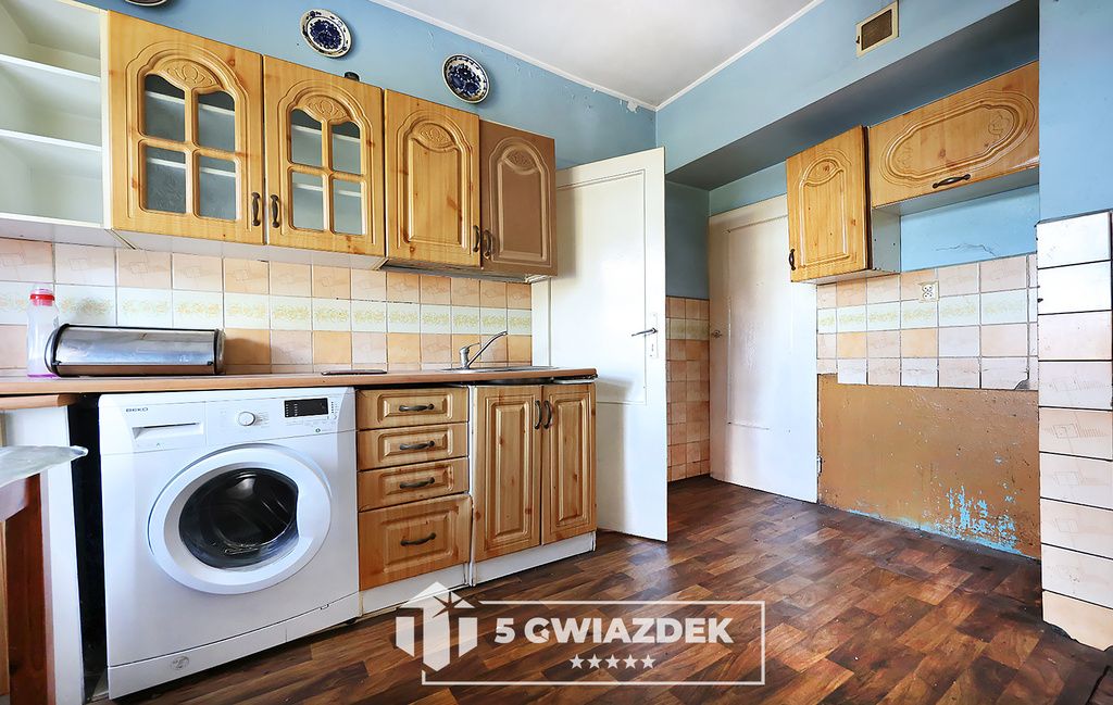 dom wolnostojący, 5 pokoi Marcelin. Zdjęcie 26