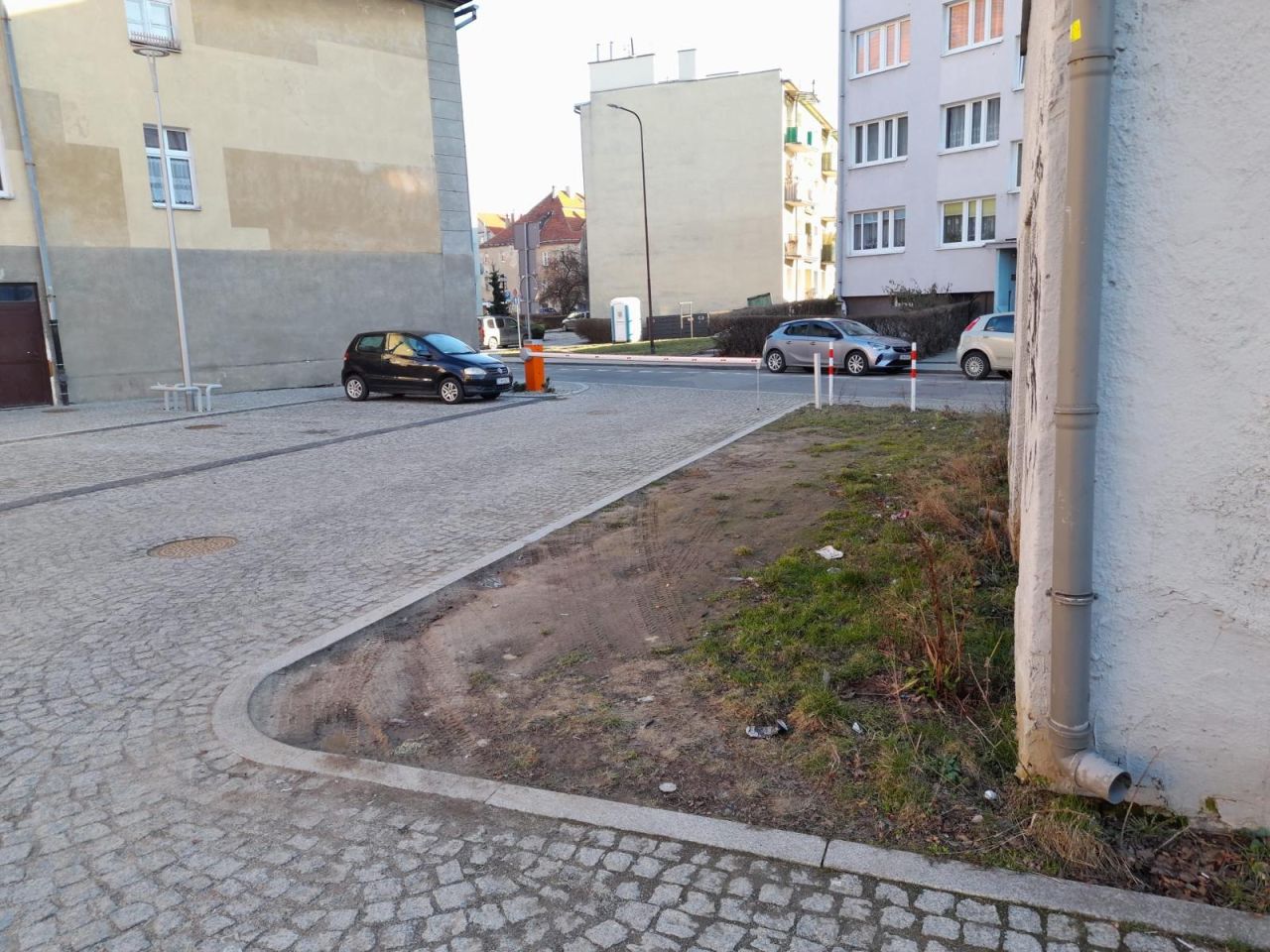 Garaż/miejsce parkingowe Świdnica Centrum, ul. Teatralna. Zdjęcie 6