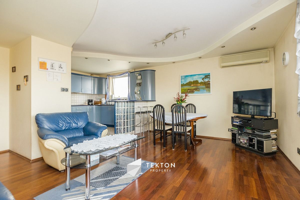 Mieszkanie 3-pokojowe Warszawa Chomiczówka, ul. Esej. Zdjęcie 3