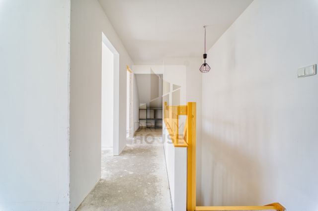 Mieszkanie 5-pokojowe Oleśnica, ul. Brzozowa. Zdjęcie 9