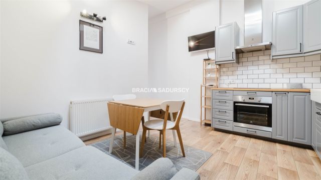 Mieszkanie 3-pokojowe Kraków Stare Miasto, ul. Radziwiłłowska. Zdjęcie 19