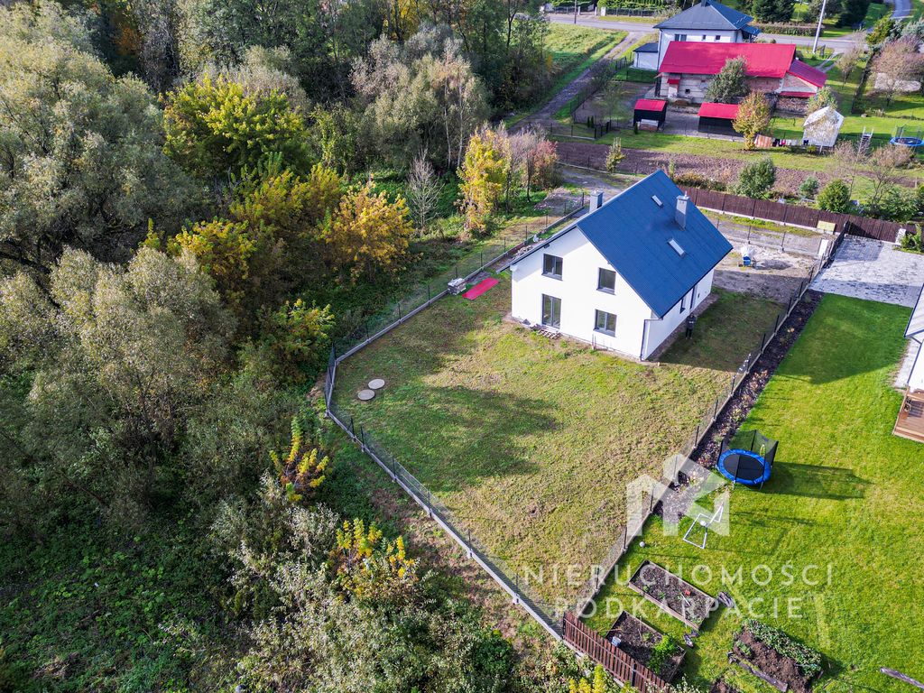 dom wolnostojący, 5 pokoi Nowy Borek. Zdjęcie 7