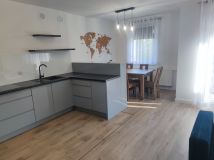 Mieszkanie 3-pokojowe Dębogórze. Zdjęcie 3