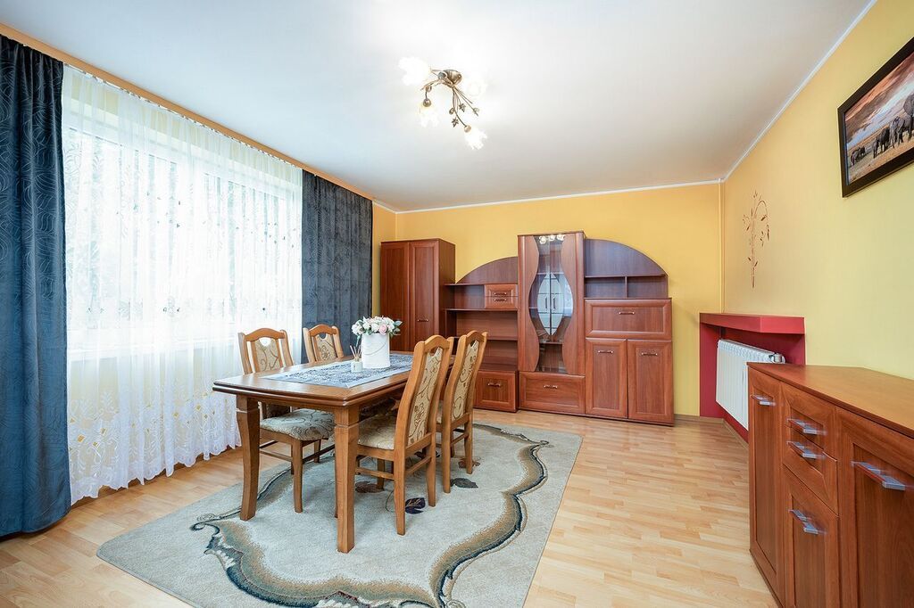 dom wolnostojący, 3 pokoje Brzeziny. Zdjęcie 12