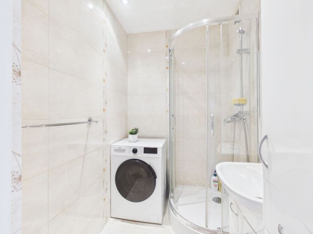 Mieszkanie 3-pokojowe Gdynia Obłuże, ul. Krawiecka. Zdjęcie 9