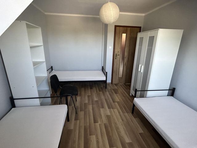 dom szeregowy, 6 pokoi Kruszewnia, os. Osiedle Izabelin. Zdjęcie 3