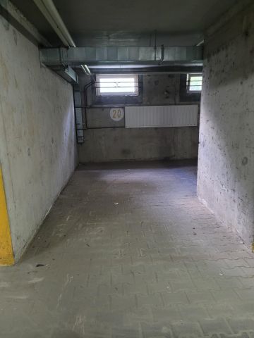 Garaż/miejsce parkingowe Poznań Grunwald, ul. Konfederacka. Zdjęcie 2