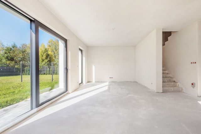 bliźniak, 4 pokoje Janowice. Zdjęcie 7