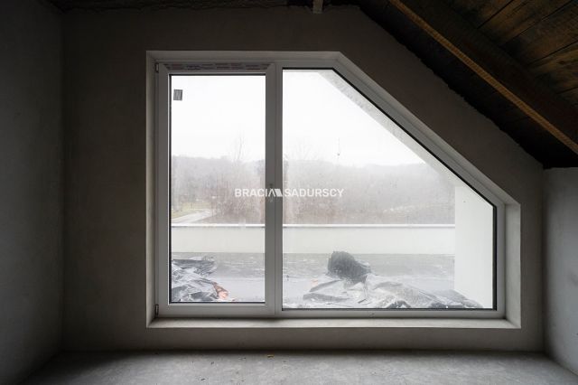 dom wolnostojący, 5 pokoi Zawada. Zdjęcie 30