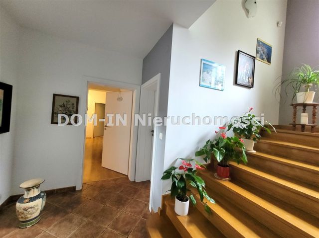 dom wolnostojący, 7 pokoi Strumień. Zdjęcie 5