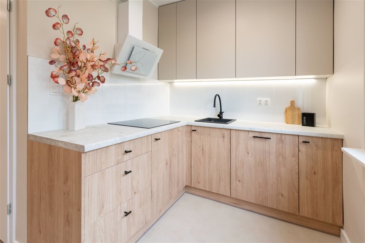 Mieszkanie 3-pokojowe Katowice Bogucice, ul. ks. Franciszka Ścigały. Zdjęcie 1