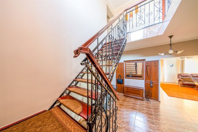 dom wolnostojący, 7 pokoi Brzeg Dolny. Zdjęcie 22