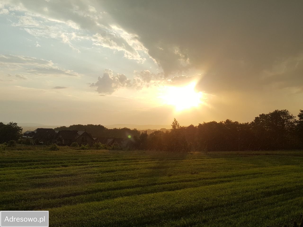 dom wolnostojący, 3 pokoje Modlnica, ul. Leśna. Zdjęcie 3