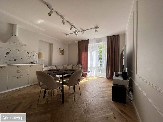 Mieszkanie 3-pokojowe Warszawa Wola, ul. Okopowa. Zdjęcie 1