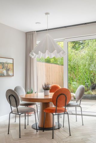 dom szeregowy, 5 pokoi Józefów, ul. Generała Sikorskiego. Zdjęcie 4