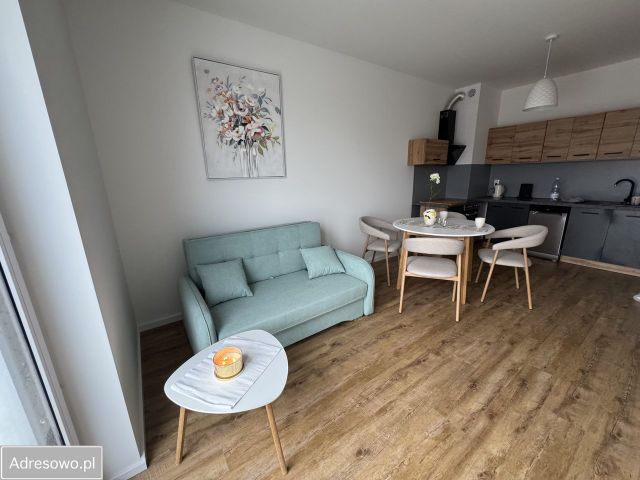 Mieszkanie 2-pokojowe Książenice, ul. Młodości. Zdjęcie 1