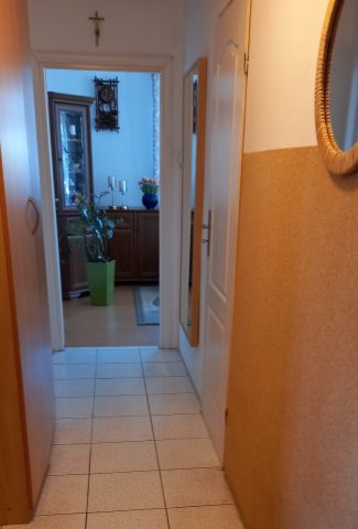 Mieszkanie 3-pokojowe Stary Uścimów. Zdjęcie 5