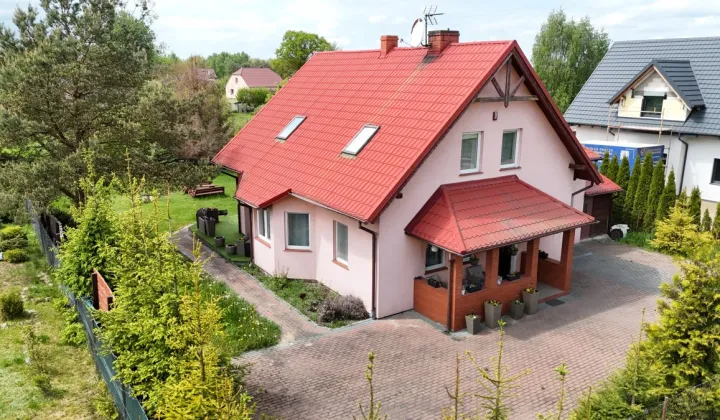 dom wolnostojący, 4 pokoje Jabłowo, ul. Działkowa