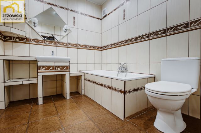 dom wolnostojący, 5 pokoi Majdan Borowski. Zdjęcie 11