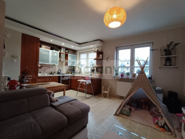 dom wolnostojący, 7 pokoi Warszawa Wesoła. Zdjęcie 1