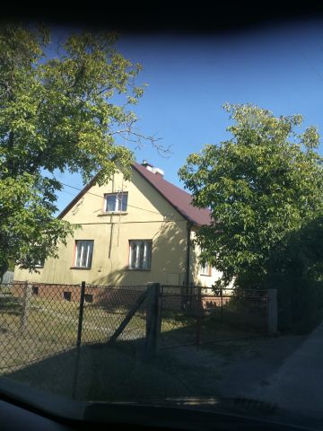 dom wolnostojący, 3 pokoje Gniewczyna Łańcucka. Zdjęcie 1