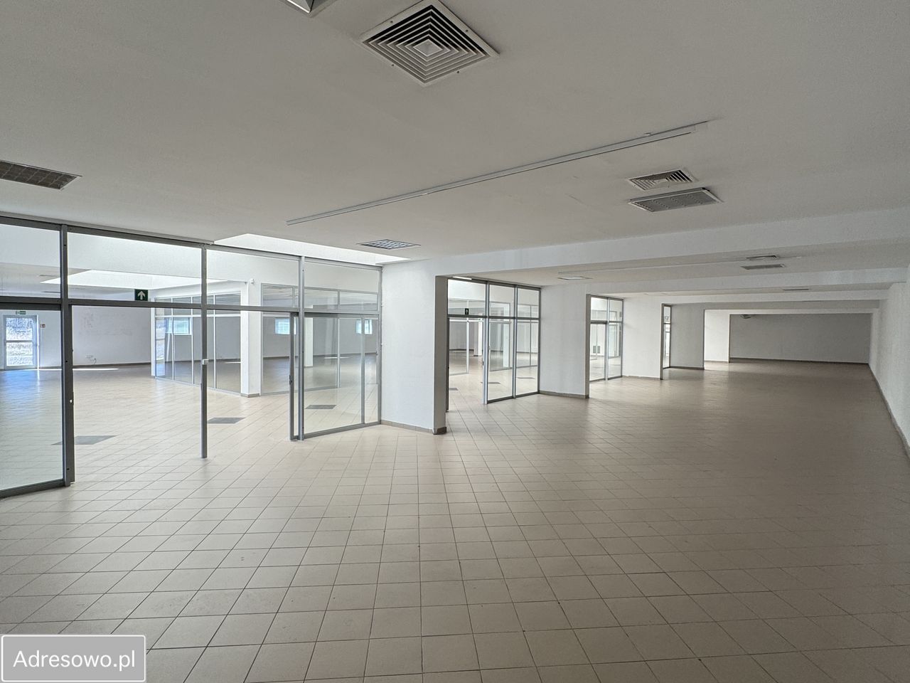 Lokal Tuszyn, al. Jana Pawła II. Zdjęcie 2