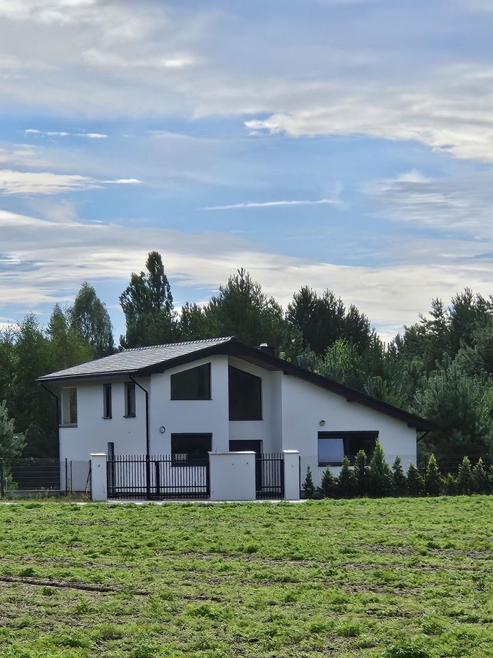 dom wolnostojący, 4 pokoje Skrzynka